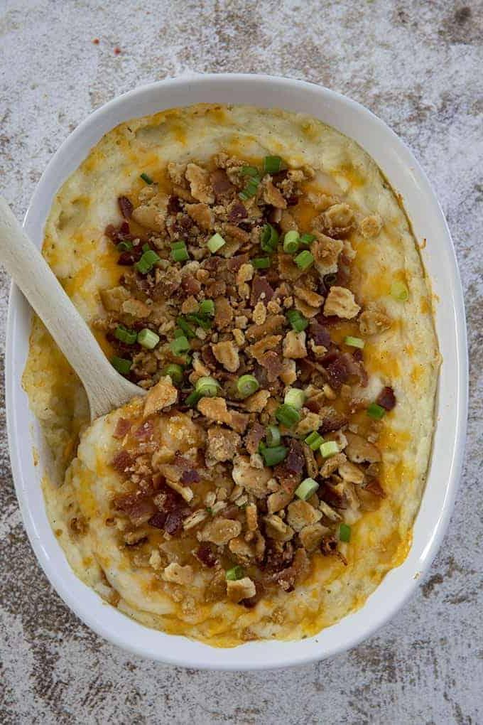 Sformato di purè di patate in una teglia