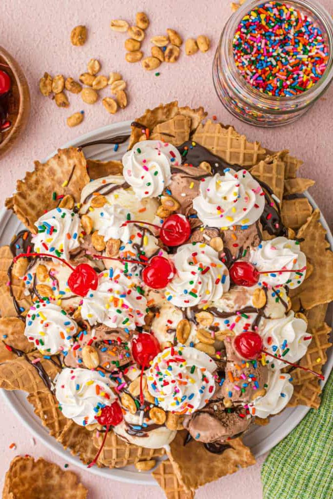 Nachos al gelato su un piatto