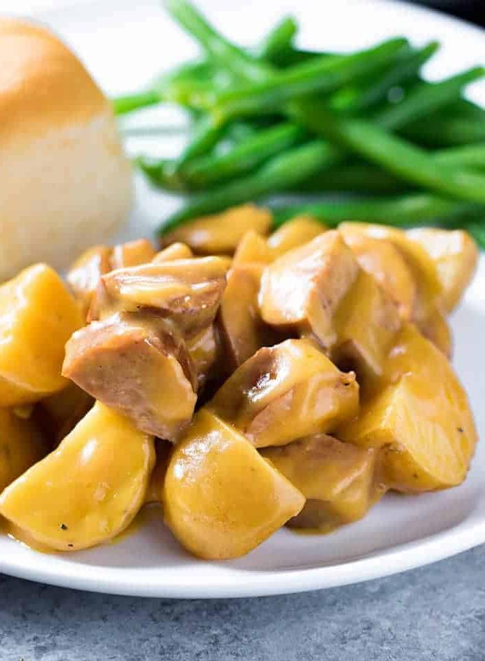 Salsiccia e Patate Cremose in Slow Cooker