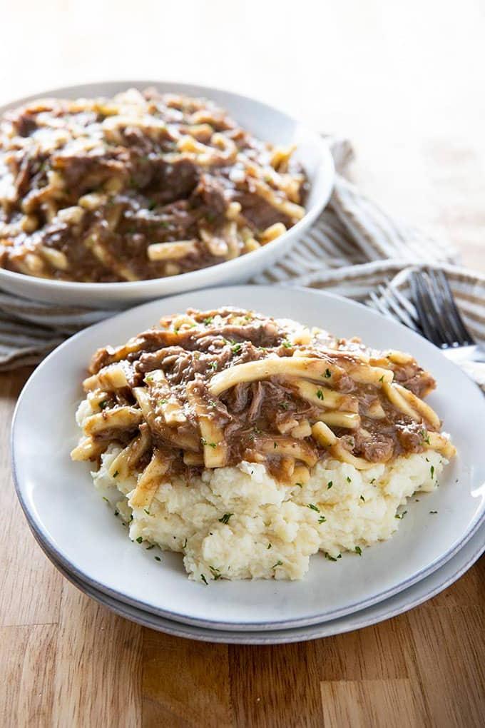 Manzo e tagliatelle all'Instant Pot: un piatto ricco e confortante
