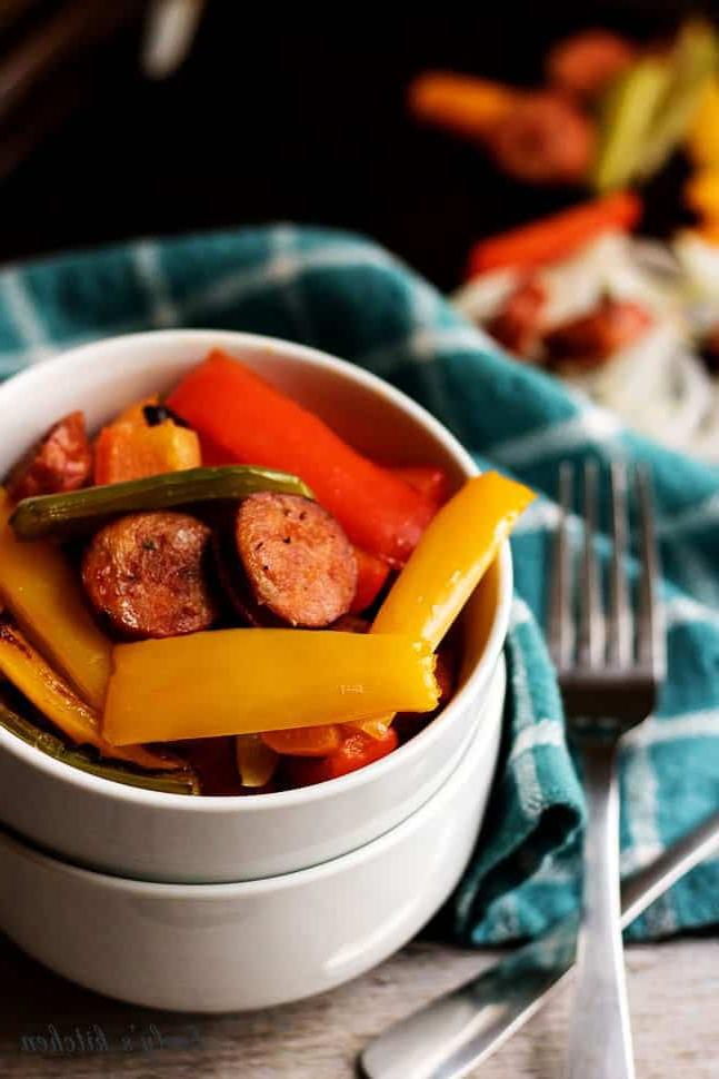 Salsiccia e peperoni in teglia per risparmiare tempo