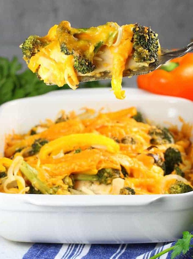 Casseruola di pollo e broccoli con ranch