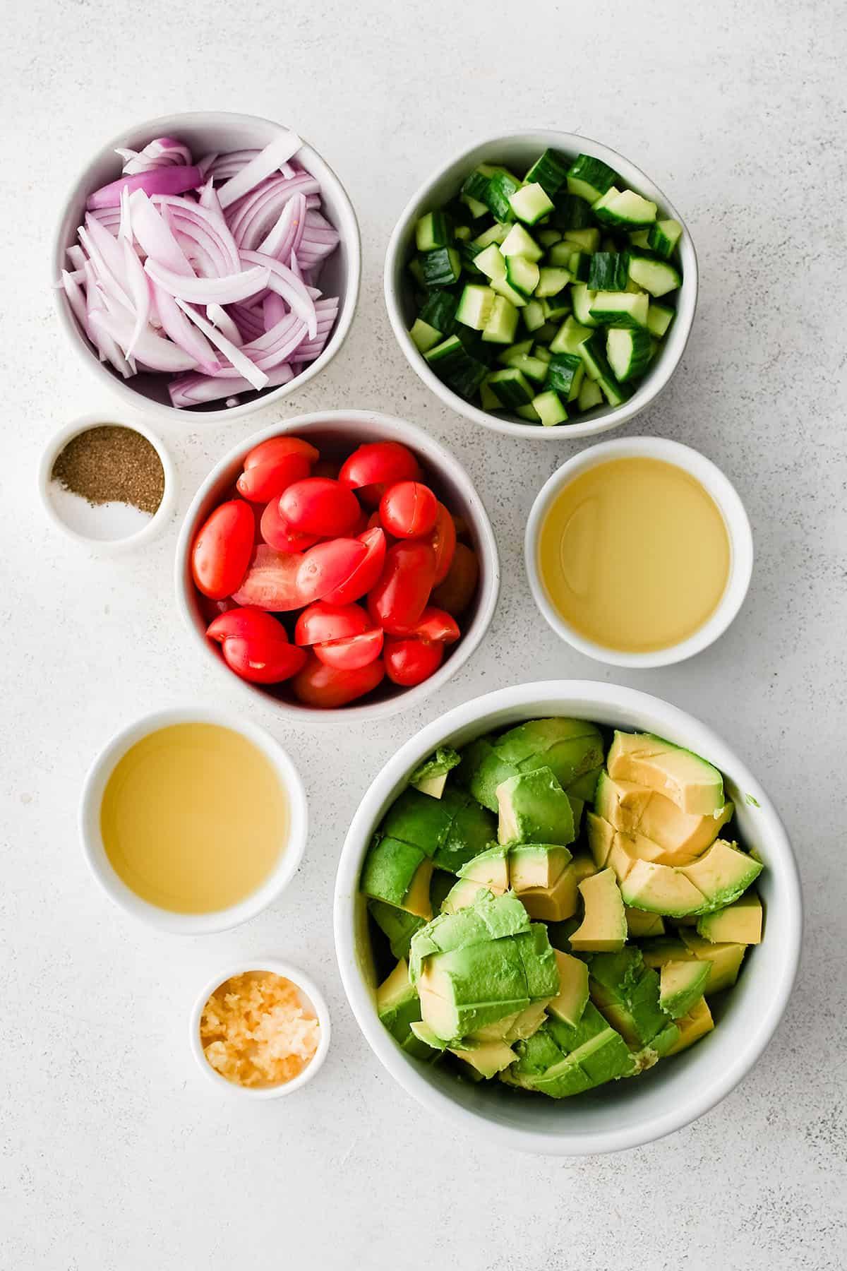 Insalata di Avocado 3 Ingredienti per preparare l'insalata di avocado