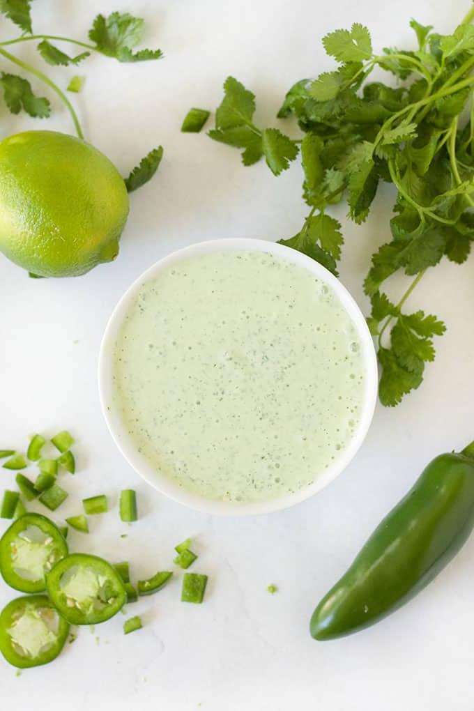 salsa di accompagnamento per taquitos di fagioli neri