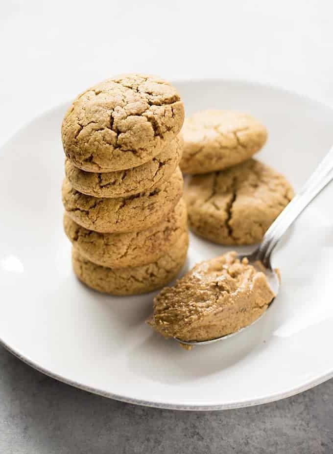 biscotti al burro di mandorle