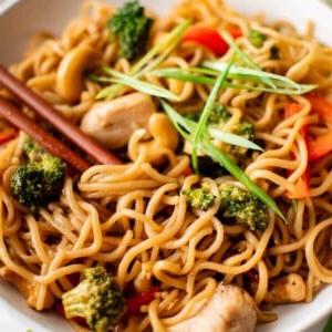 Ramen di Pollo e Anacardi