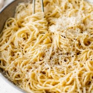 Cacio e Pepe appena preparato