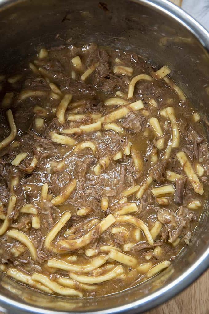 Come fare manzo e tagliatelle all'Instant Pot