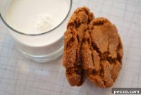 Chewy Ginger-Molasses Crinkles