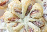 Nutella Puff Pastry Blossoms