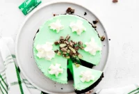 Emerald No Bake Creme de Menthe Cheesecake