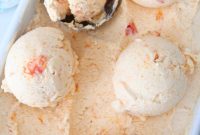 Creamy No-Churn Fresh Peach Ice Cream