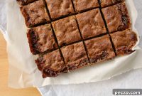 Homestyle Raisin Bars