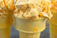 Creamy No-Churn Pumpkin Ice Cream with Gingersnap Crumble