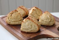 Fluffy Sourdough Buttermilk Biscuits