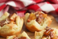 Flaky Puff Pastry Apple Bites