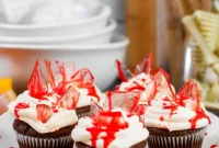 Sweetly Slashed Cupcakes