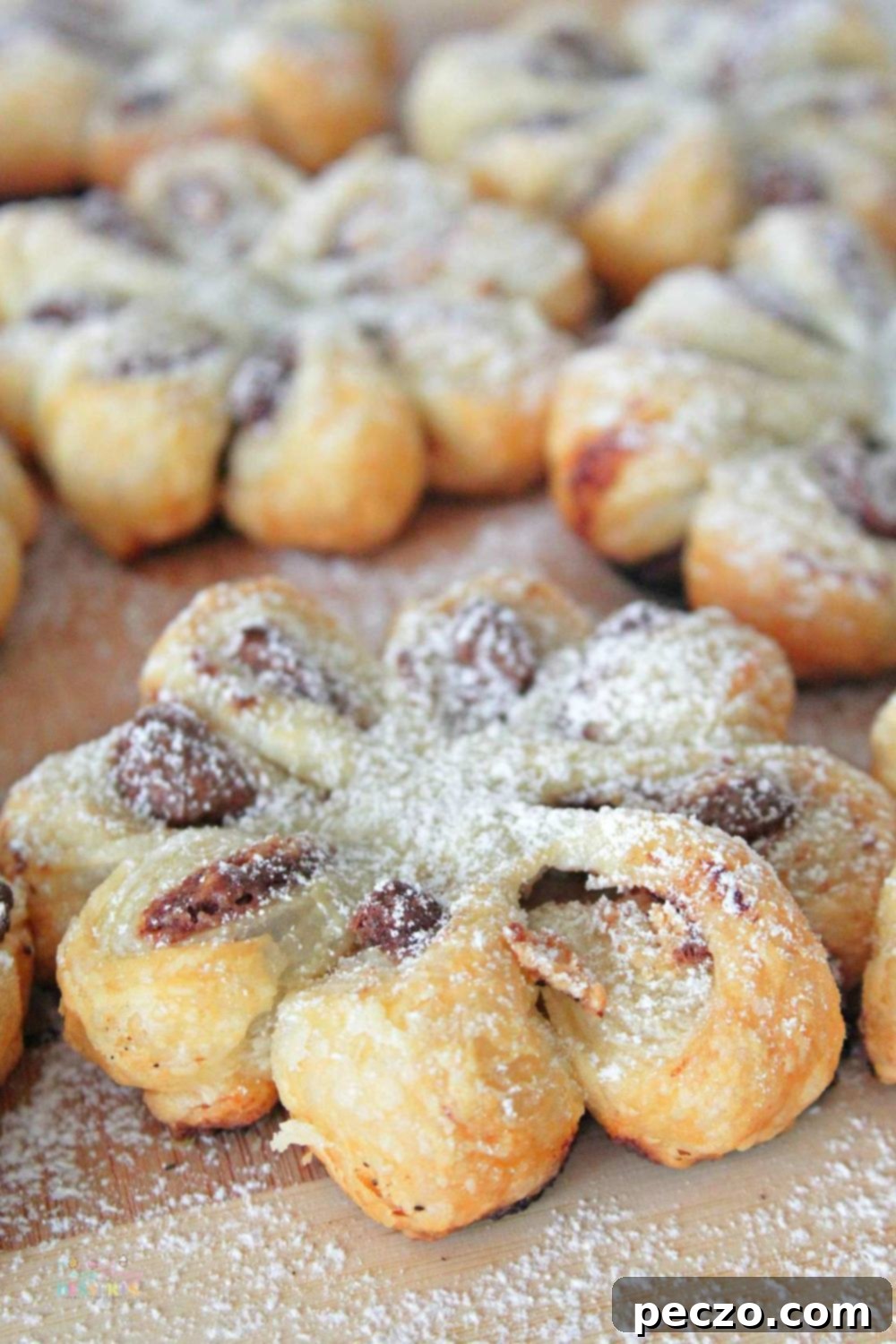 Puff pastry flowers