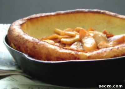 Puffed Apple Pancake cooking